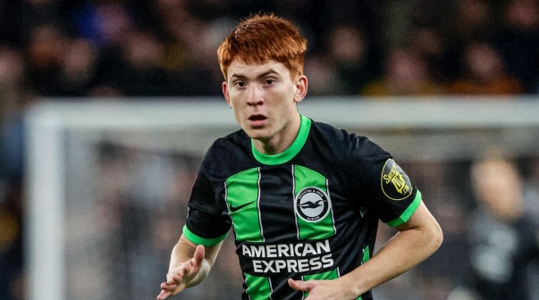 Pésima noticia para el Colo Barco en Brighton: 