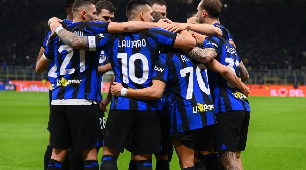 Lautaro Martínez y Retegui se enfrentaron en Inter vs. Genoa