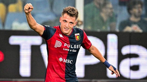 Mateo Retegui podría irse de Genoa a un sorpresivo equipo