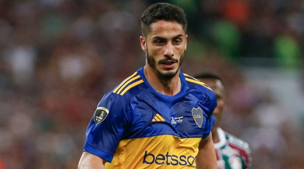 Figal rompió el silencio en Boca tras su expulsión contra Benfica: 