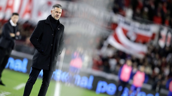 Demichelis sumó a un ex DT de Racing como ayudante de campo en River