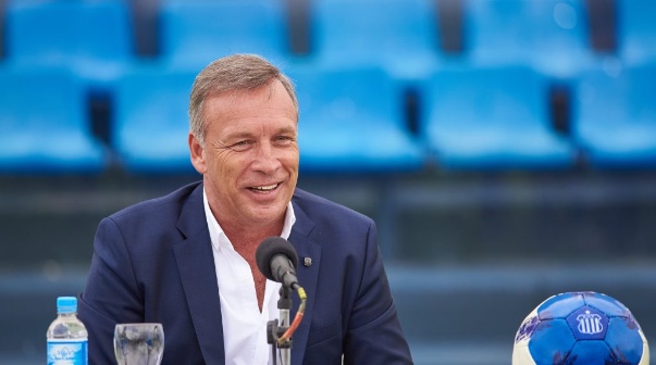 Escándalo total entre el Presidente de Talleres y Andrés Merlos: denuncia de golpes y amenazas