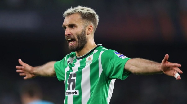Germán Pezzella en Betis.