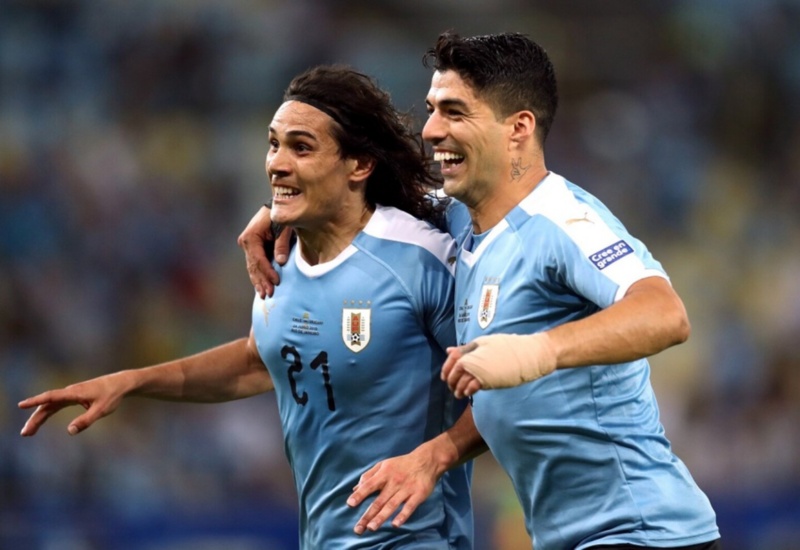 &nbsp;El aviso de Cavani a Messi por el posible Argentina vs Uruguay en el Mundial