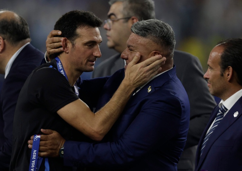 Chiqui Tapia dijo hasta qué año quiere a Scaloni como DT de la Selección