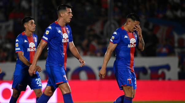 Escándalo con un jugador de Tigre: 