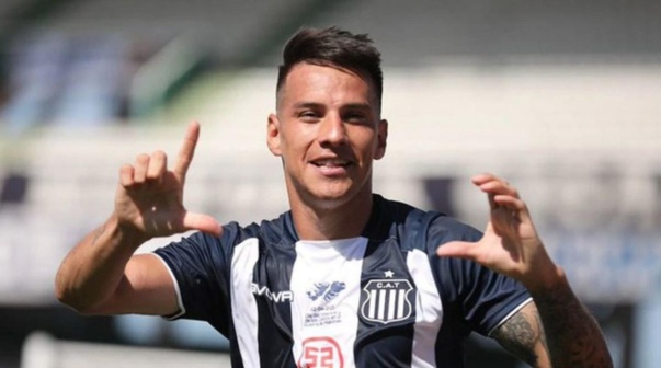 Carlos Auzqui vuelve a Argentina y es refuerzo de un club de la Liga Profesional