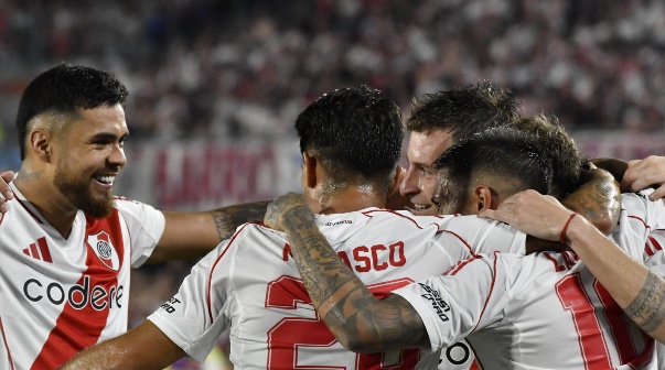 RIVER VS INDEPENDIENTE fecha4 apertura 2025 fotobaires Argentina 08/02/2025