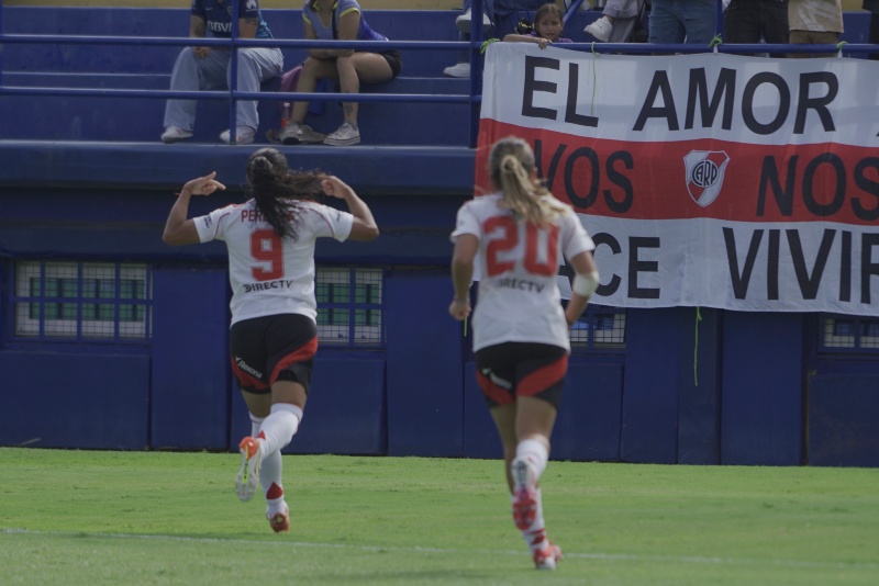 Mercedes Pereyra puso el 2-2 definitivo entre River y Boca, en el Superclásico femenino.