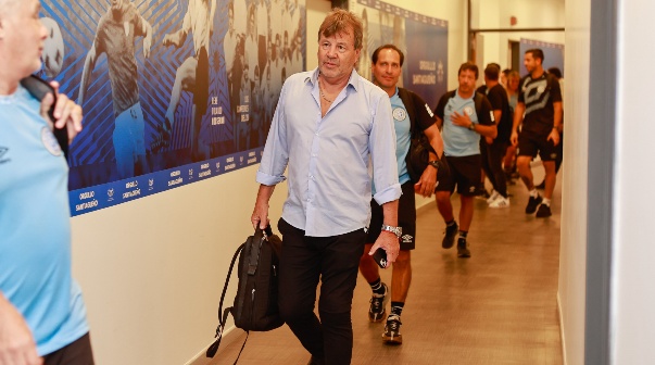 Tras la derrota vs. Argentinos Juniors, el fuerte enojo de Zielinski: 