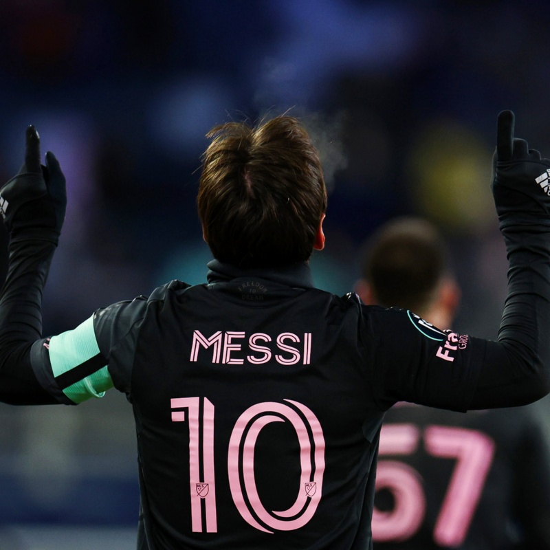 ¡Escándalo! Le pidió un autógrafo a Messi en Inter Miami y fue sancionado.&nbsp;