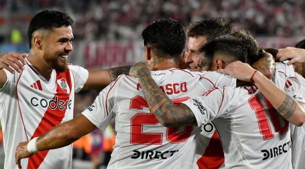 RIVER VS INDEPENDIENTE fecha4 apertura 2025 fotobaires Argentina 08/02/2025