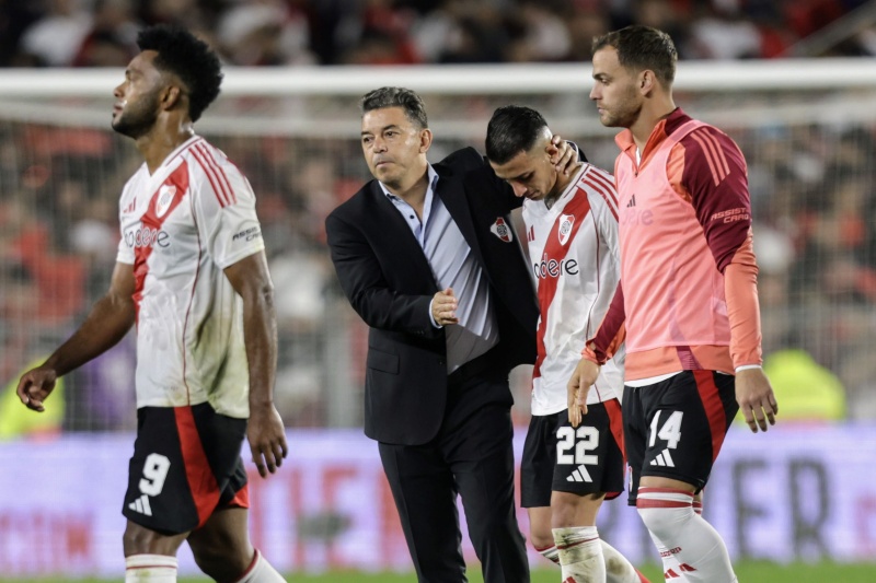 El gesto de Gallardo con Borja tras su lesión ante Gimnasia