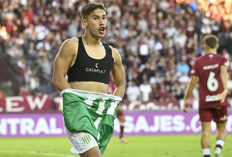 Rivera le respondió a Izquierdoz tras su gol en Banfield - Lanús