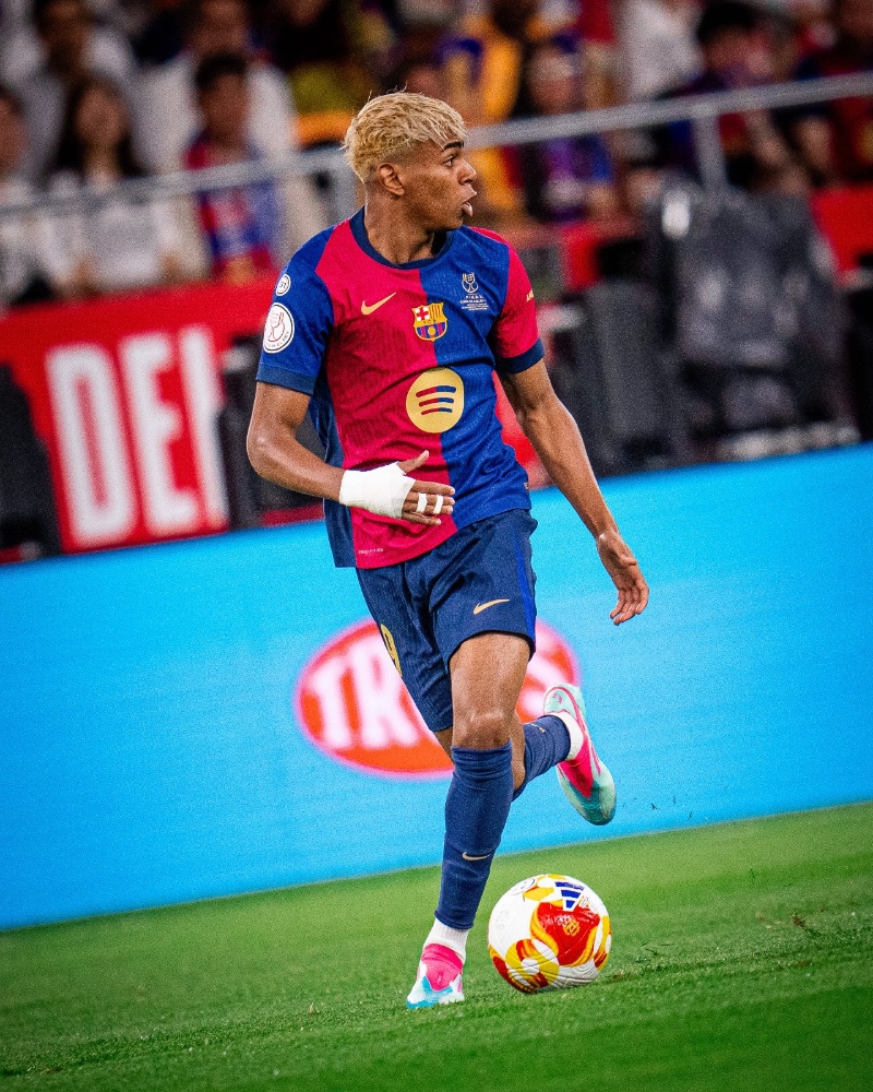 &nbsp;Hansi Flick se plantó con Lamine Yamal y su presente en Barcelona