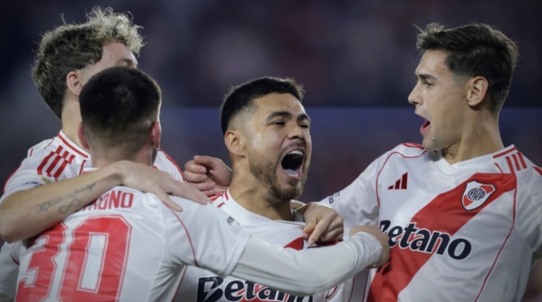 Universitario le ganó a Barcelona: qué necesita River para clasificar a 8vos de Libertadores