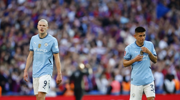 EDITORIAL USE ONLY. No use with unauthorized audio, video, data, fixture lists, club/league logos, 'live' services or NFTs. Online in-match use limited to 120 images, no video emulation. No use in betting, games or single club/league/player publications.