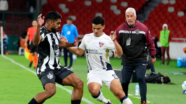 Quito, 28 de mayo de 2025. Liga Deportiva Universitaria recibe a Central Córdoba por Copa Libertadores en el estadio Rodrigo Paz Delgado.API / HAMILTON LÓPEZ