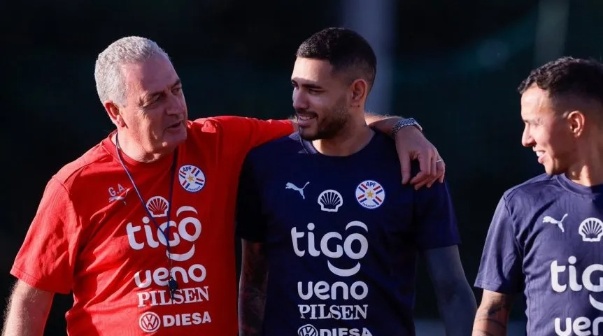 Alfaro le apuntó a Gallardo por un jugador de River: 