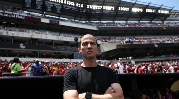 Filipe Luis eligió al mejor de la historia entre Messi, Maradona y Pelé: 