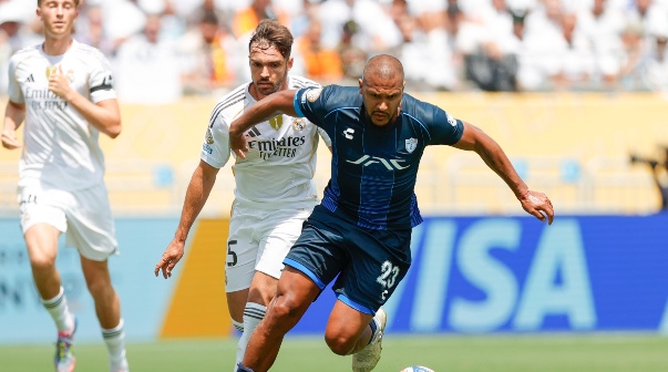 Tras el Mundial de Clubes, Rondón firmó con un inesperado equipo