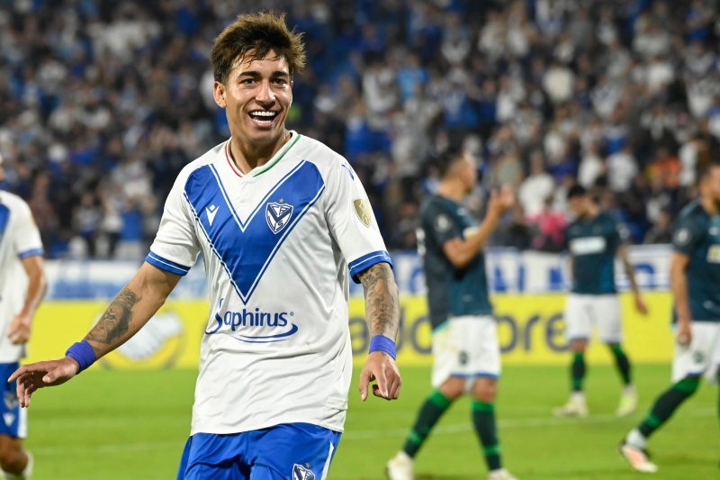 Ante los rumores de River y Boca, la decisión de Vélez con Maher Carrizo