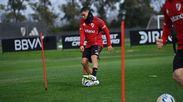 Francescoli, sin vueltas sobre Juanfer Quintero en River: 