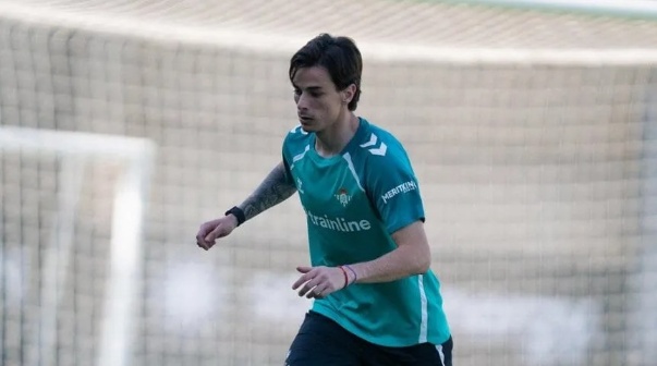 Valentín Gómez habló con un campeón del mundo tras llegar al Betis: 