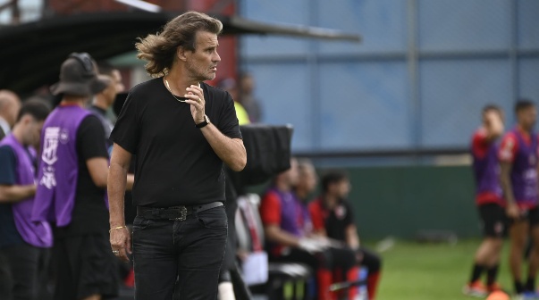 Barracas Central Vs Newells Ods Boys de Rosario. Fecha 7 Torneo Apertura Liga Profesional Argentina.