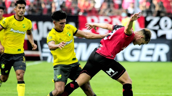 NEWELLS VS DEFEBSA Y JUSTIICIA. Fecha 5 Torneo Apertura de Liga Profesional. Futbol de Argentina. 12/2/2025