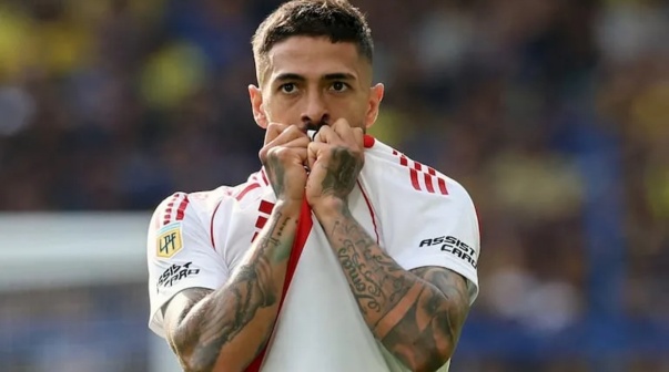 Lanzini dejó River y fue presentado en su nuevo equipo: 