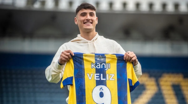 Alejo Véliz respondió a quién prefiere entre River y Boca: 