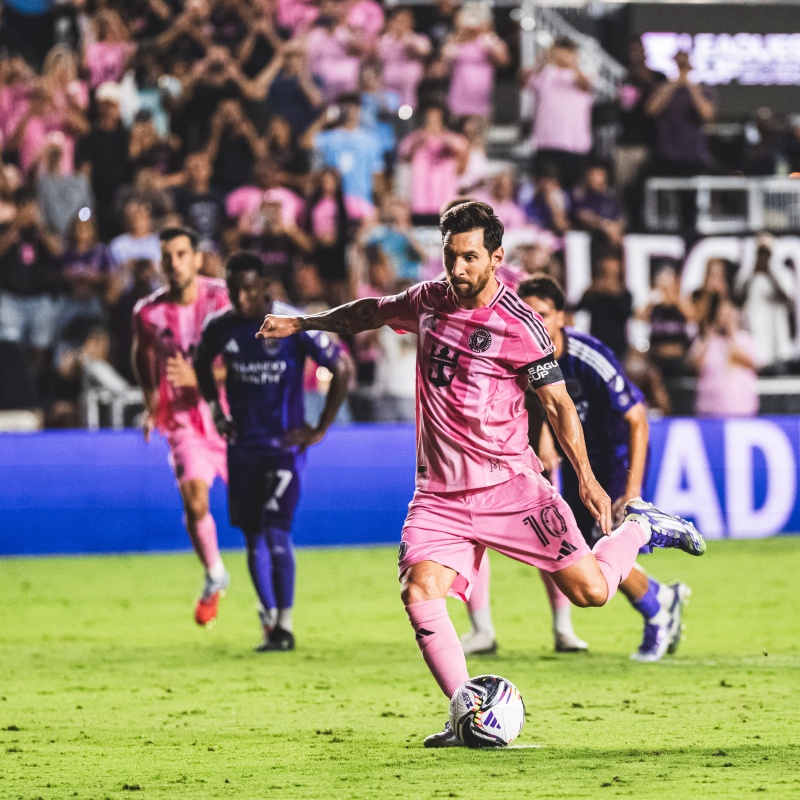 &nbsp;Con doblete de Messi, Inter Miami ganó el clásico y pasó a la final de la Leagues Cup