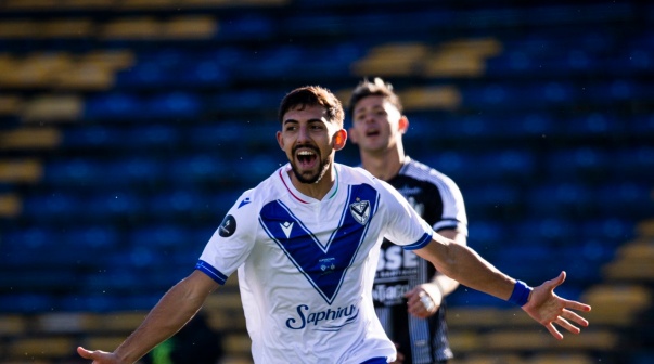 Vélez y Central Córdoba se disputaron la Supercopa Argentina en el Gigante de Arroyito