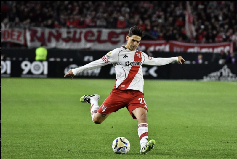 Martínez Quarta se hizo estudios por un golpe en la cabeza vs Estudiantes&nbsp;