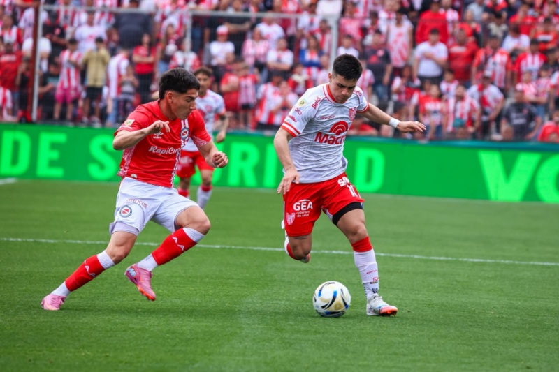 Con polémica, Instituto superó a Argentinos y volvió al triunfo tras seis partidos&nbsp;