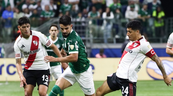 Abel Ferreira fue durísimo el Flaco López y sorprendió en Palmeiras: 