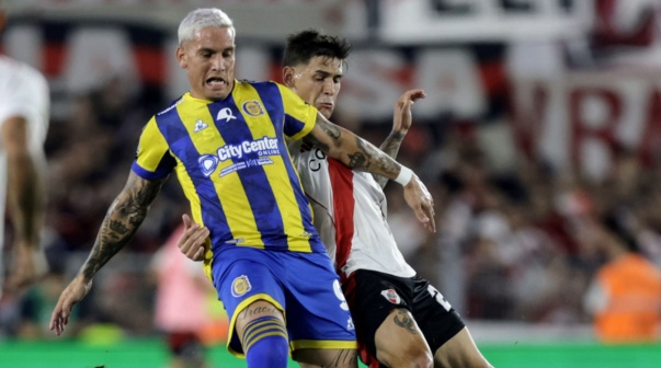 RIVER VS ROSARIO CENTRAL. Fecha 11 Torneo Apertura Liga Profesional Argentina.