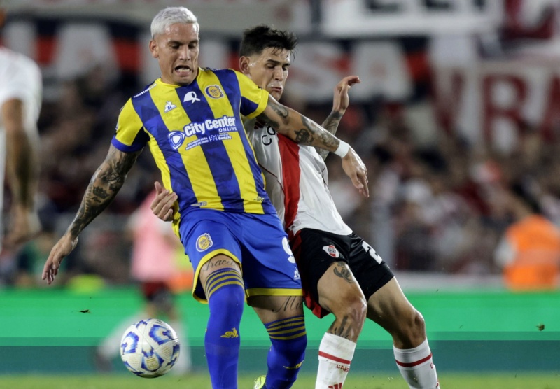 Enzo Copetti, sin filtros con Di María a horas del Rosario Central vs River
