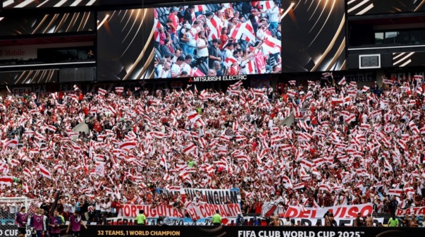 La bronca de los hinchas de River con un referente tras la caída: 