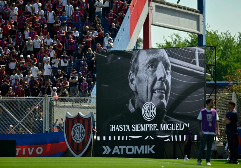 Con un homenaje a Miguel Ángel Russo, San Lorenzo recibió a San Martín SJ