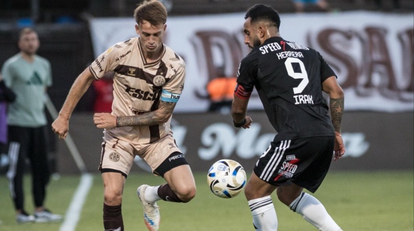 Riestra empató con Platense y sigue puntero de la Zona B