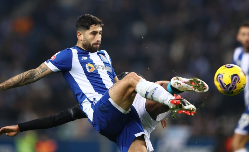 &nbsp;Alan Varela contestó a la denuncia que le hizo Benfica tras el clásico con Porto