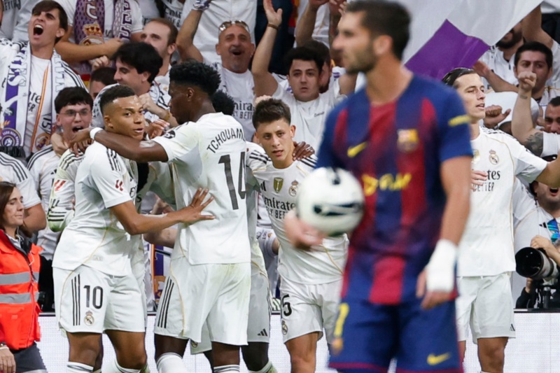 &nbsp;Con Lamine Yamal titular y Mastantuono en el banco, Real Madrid recibió a Barcelona
