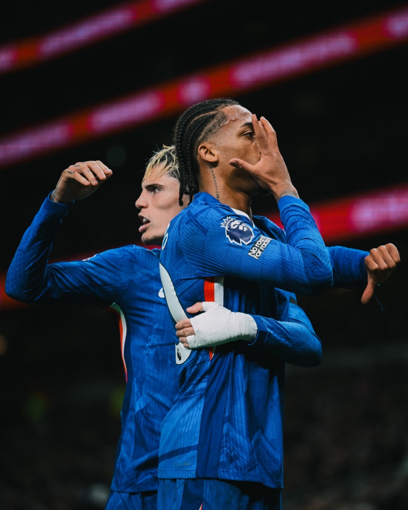 Enzo Fernández y Garnacho visitaron a Cuti Romero en Tottenham vs Chelsea por Premier&nbsp;