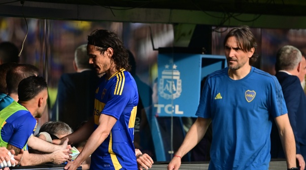 Diego Martínez sentenció a Cavani tras dirigirlo en Boca: 