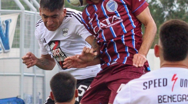 Godoy Cruz empató con Riestra y descendió a la Primera Nacional