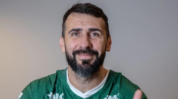 Pratto fue presentado en un inesperado club y jugará la Libertadores