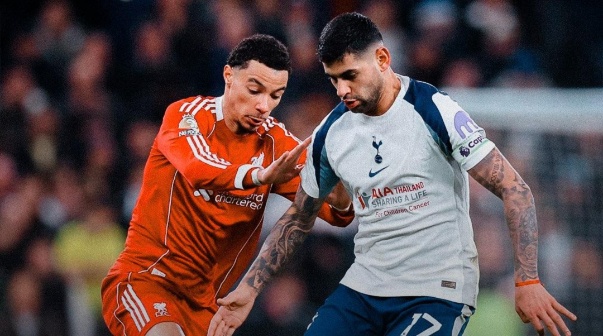 Cuti Romero, expulsado: Tottenham cayó contra el Liverpool de Mac Allister por Premier