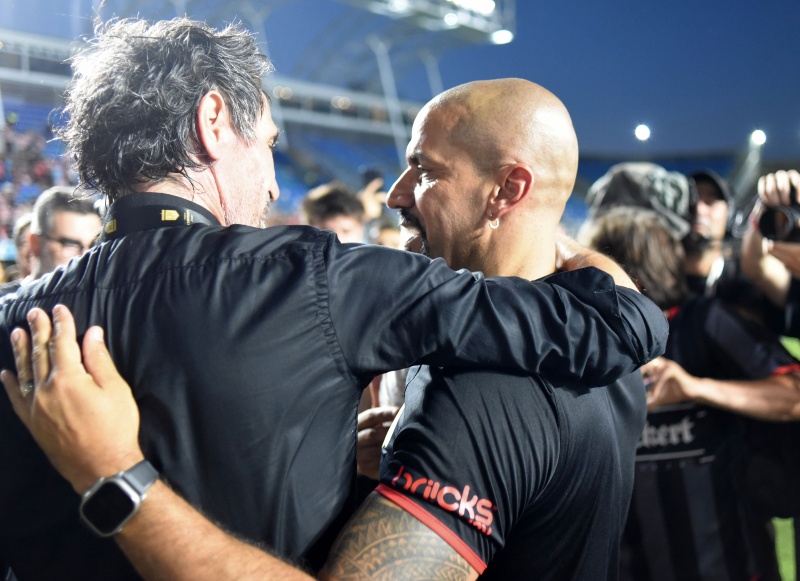 La revelación del manager de Estudiantes sobre el futuro de Eduardo Domínguez